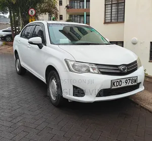 Toyota Axio 2014 Off white