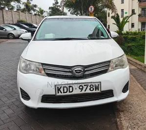 Toyota Axio 2014 Off white