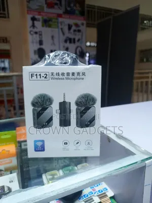 F11 Dual Microphone for Content Creators and Live Streaming