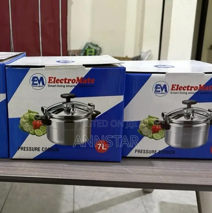 Electromate Manual Pressure Cooker.