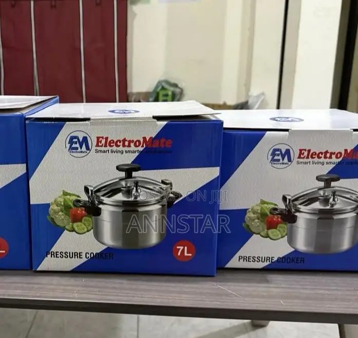 Electromate Manual Pressure Cooker.
