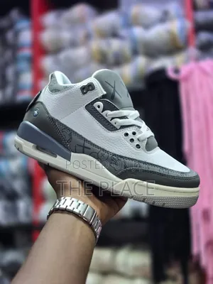 Jordan 3 Kaws Sneakers
