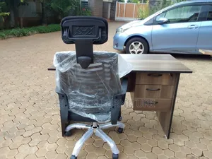 Home Study Desk and Swivel Headrest
