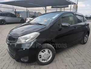 Toyota Vitz 2013 Black
