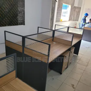 Office 4-Way Partition Workstation