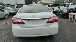 Toyota Premio 2016 White