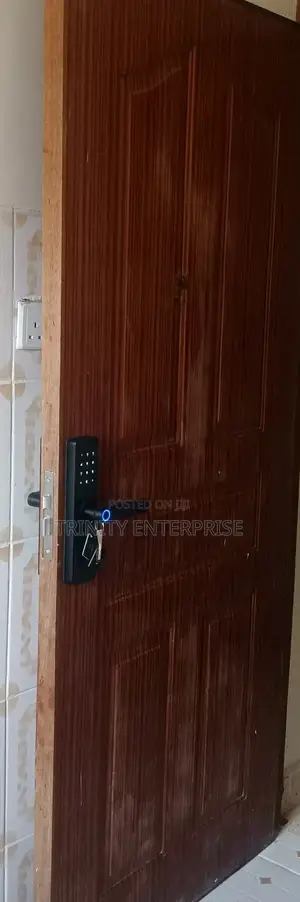 Tuya Wifi Smart Door Lock With Biometrics Codes Fingerprints Ic Cards