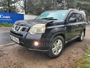 Nissan X-Trail 2012