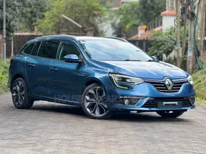 Renault Megane 2019 Blue