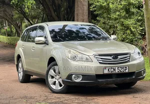Subaru Outback 2010 Green