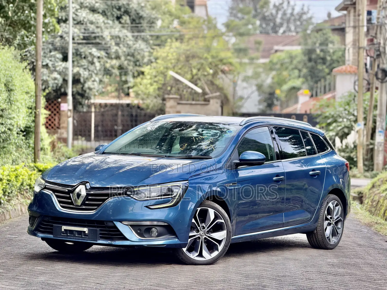 Renault Megane 2019 Blue