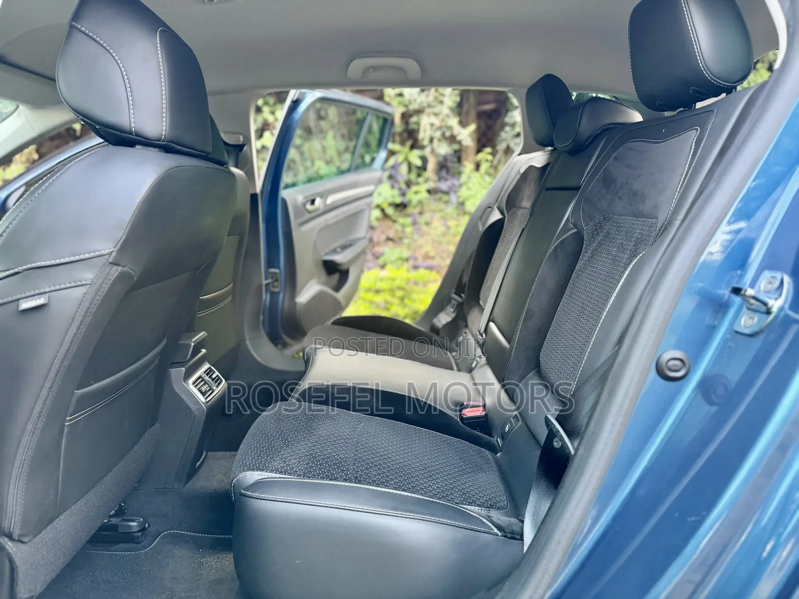 Renault Megane 2019 Blue
