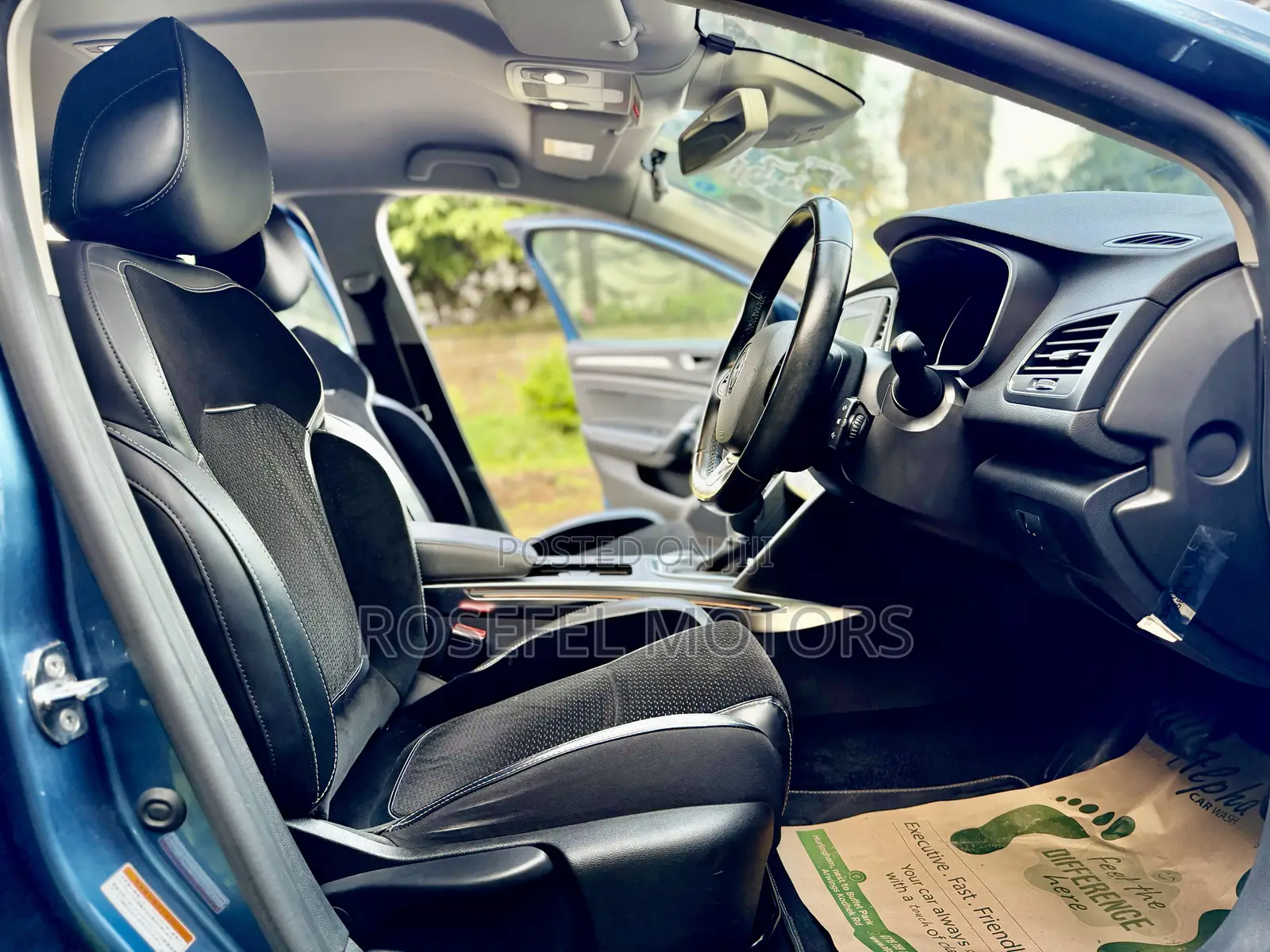 Renault Megane 2019 Blue