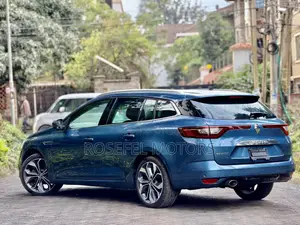 Renault Megane 2019 Blue