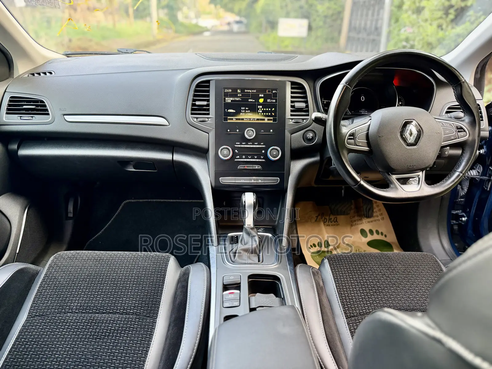 Renault Megane 2019 Blue