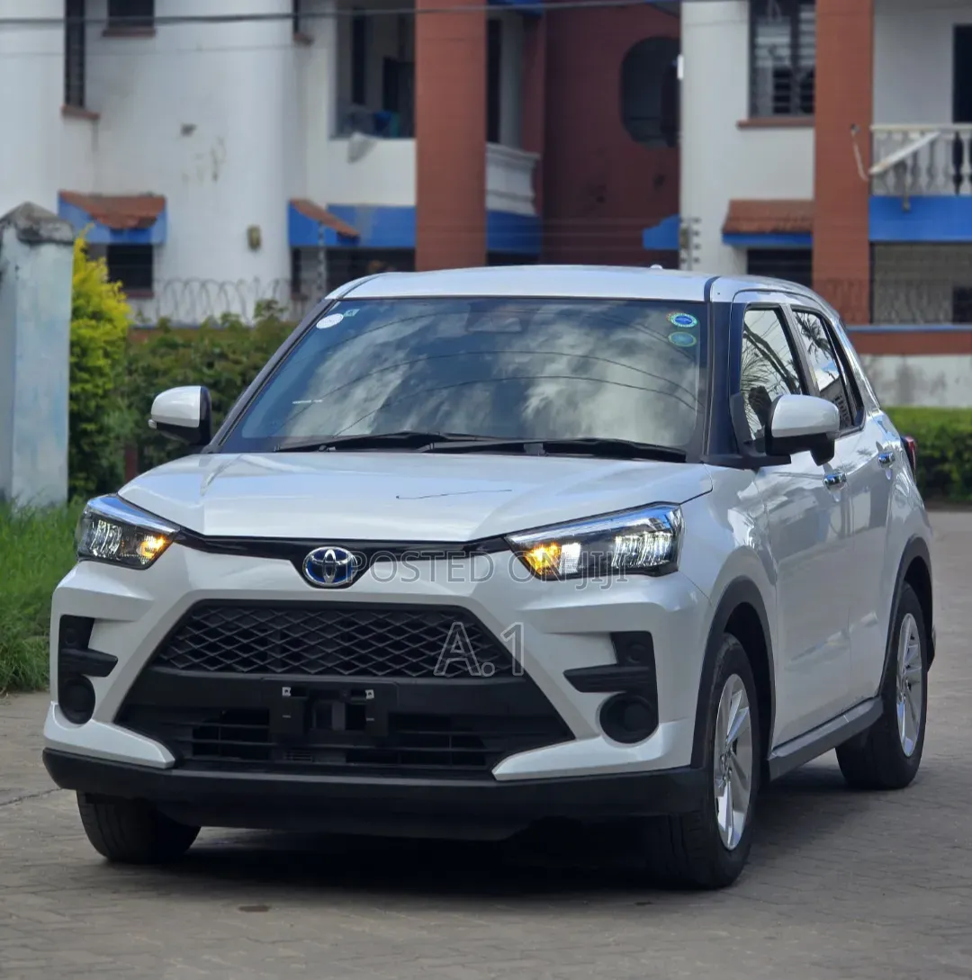 Toyota Raize 2020 White