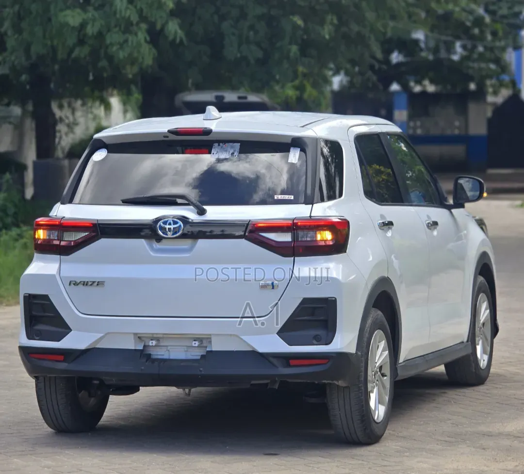Toyota Raize 2020 White