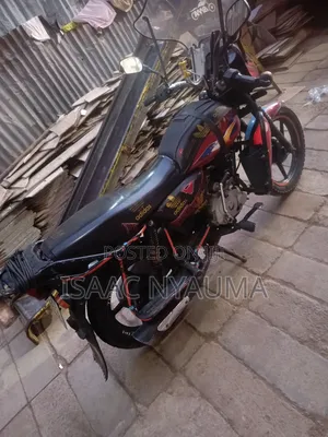 Bajaj Boxer 150 UG 2022 Red