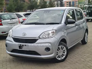 Toyota Passo 2019 Silver