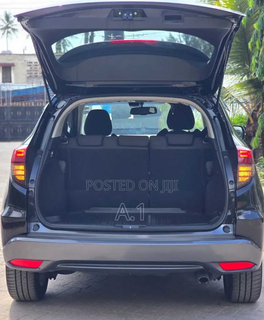 Honda Vezel 2019 Black