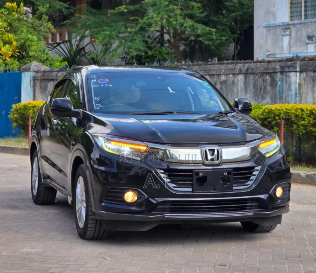 Honda Vezel 2019 Black