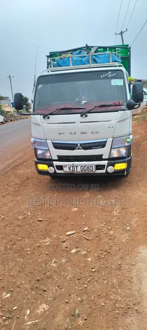 Mistubishi Fuso Canter 2018 White