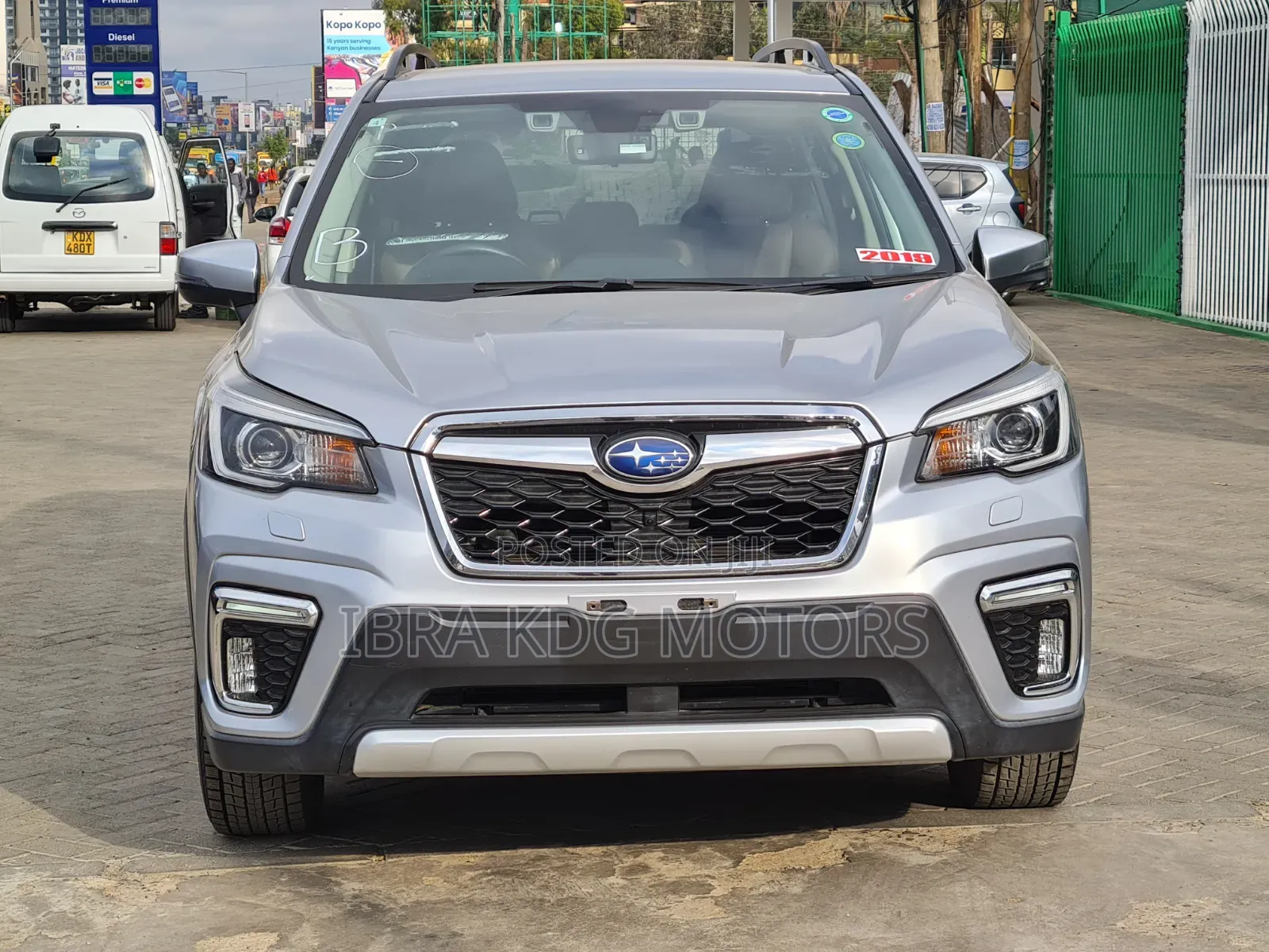 Subaru Forester 2019 Silver