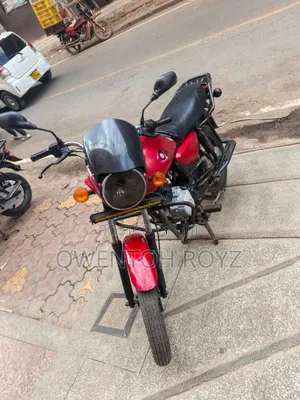 Bajaj Boxer 150 UG 2023 Red