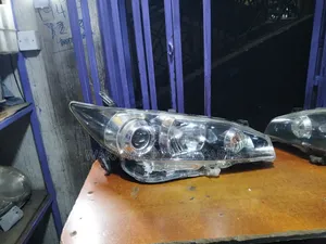 Toyota Wish Model 2010/2013 Xenon Headlamp, Clean Ex Japan