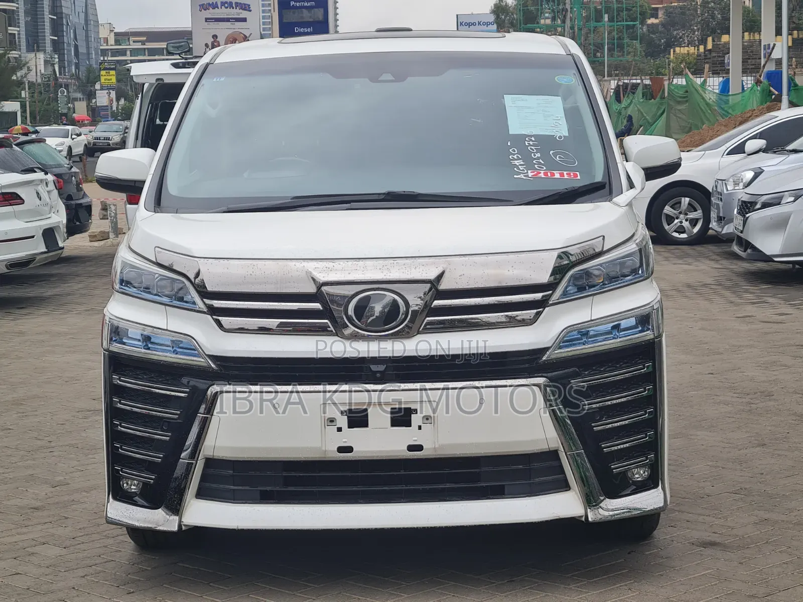 Toyota Alphard 2019 White