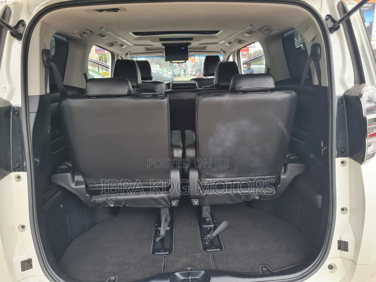 Toyota Alphard 2019 White