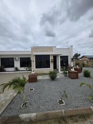 3 Bedrooms Fully Furnished BNB in Mnyenzeni Mariakani for Daily Rental