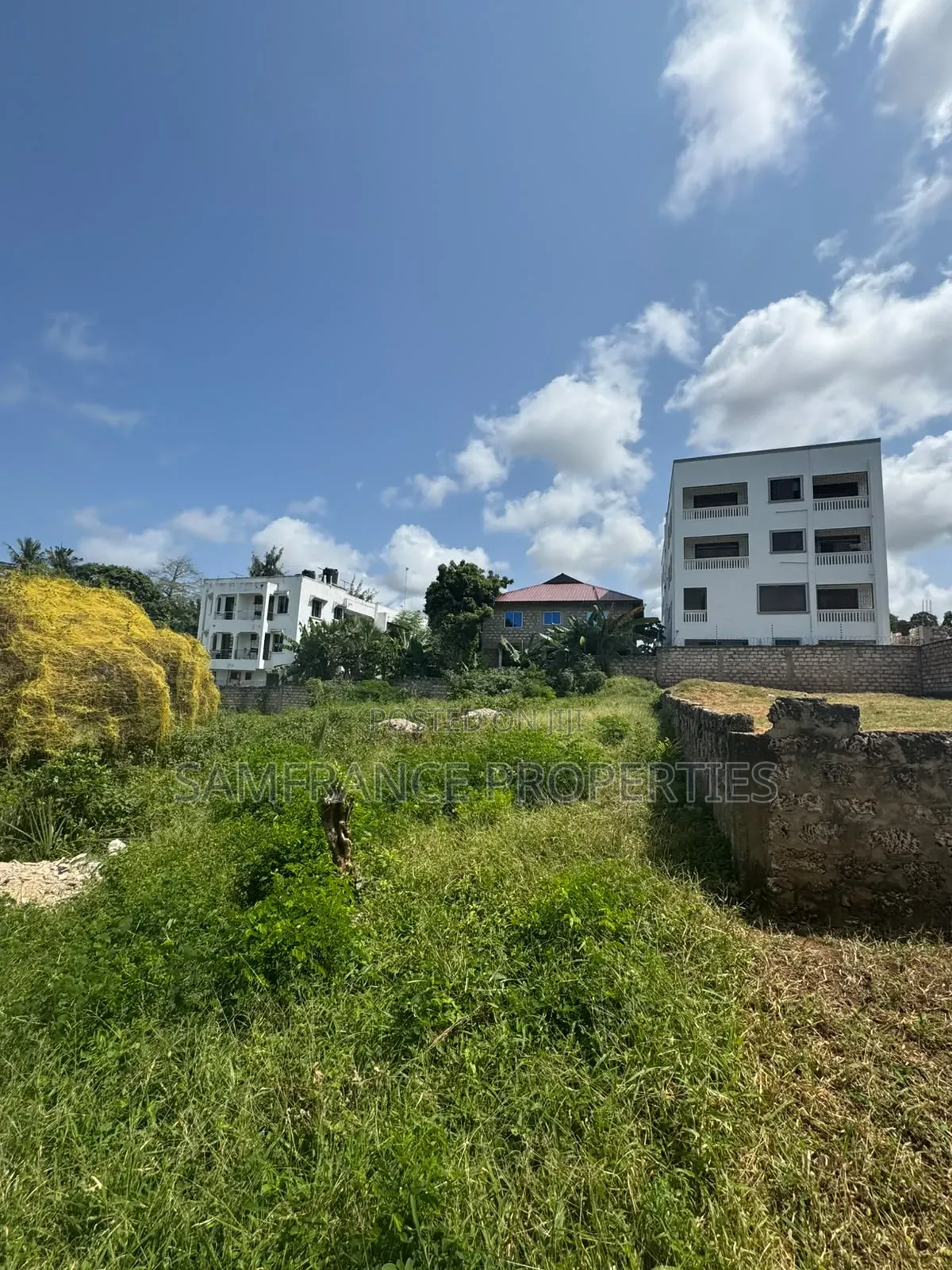 Utange 40by80 Plot on Sale