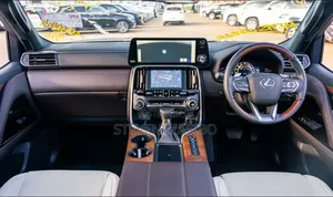 Lexus LX 600 2023 Gray
