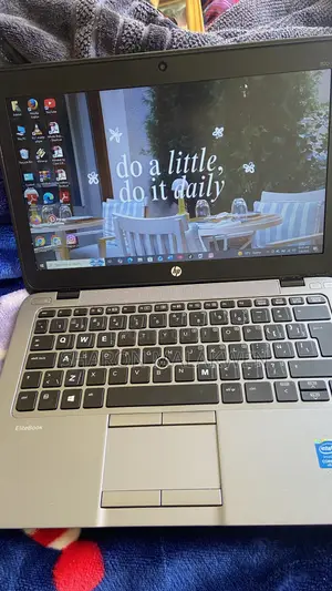 Laptop HP EliteBook 820 G3 8GB Intel Core i5 HDD+SSD 256GB