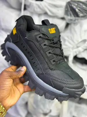 Cat Size 39 to 45 Price 3500ksh