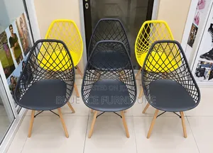 Wooden Leg Eames Chair