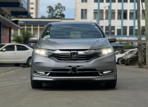 Honda Fit Shuttle 2020 Silver