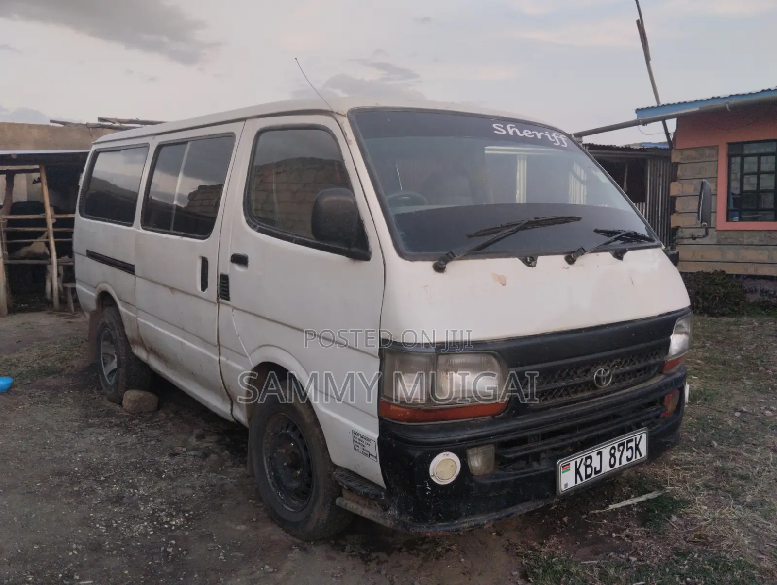 Toyota HiAce 2005 White