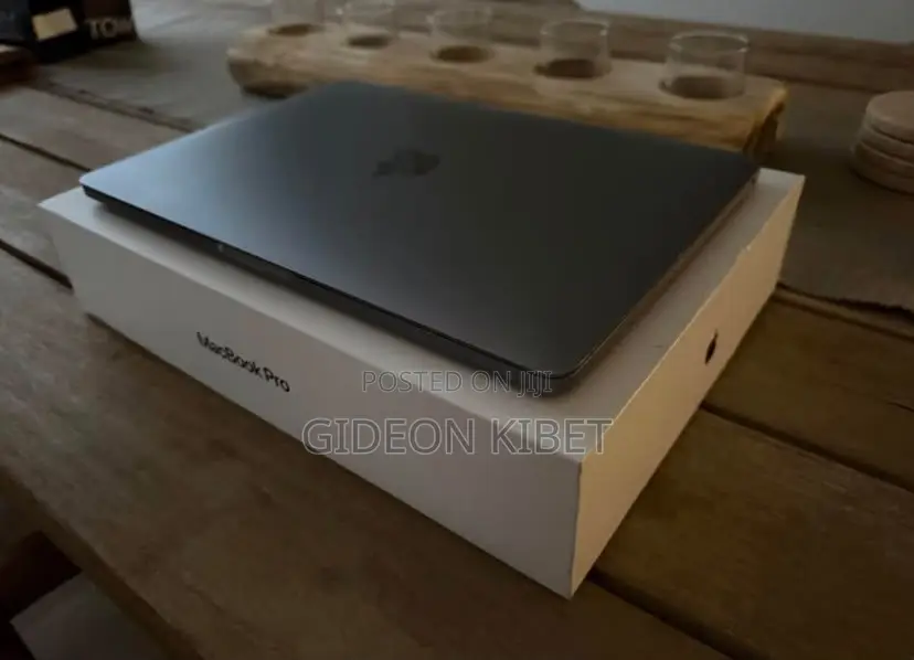 Laptop Apple MacBook 8GB Intel Core i5 SSD 256GB