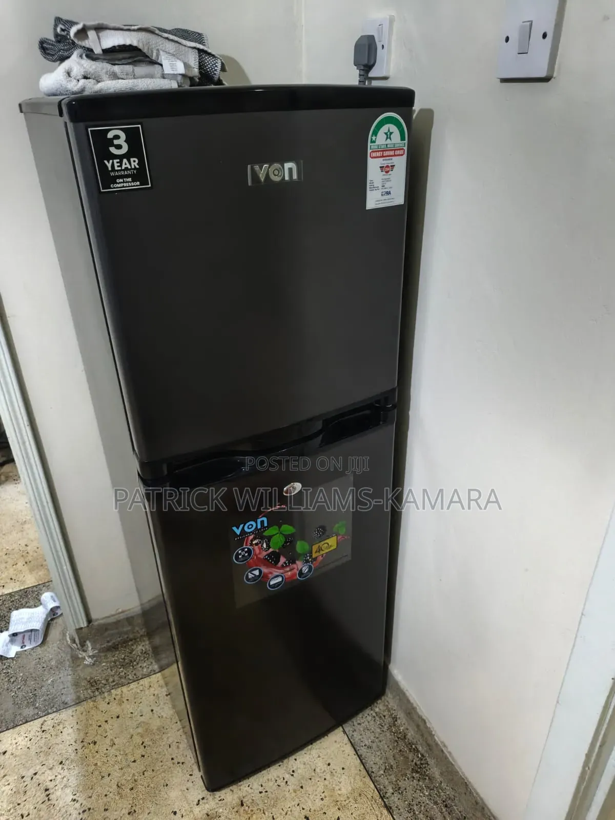 Two Doors Refrigerator