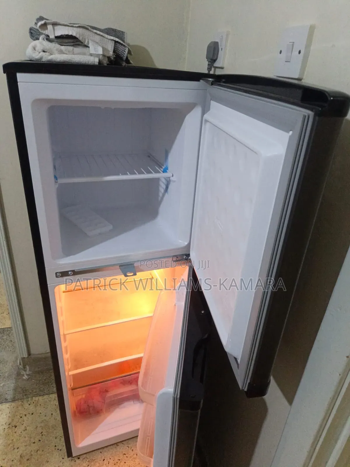 Two Doors Refrigerator
