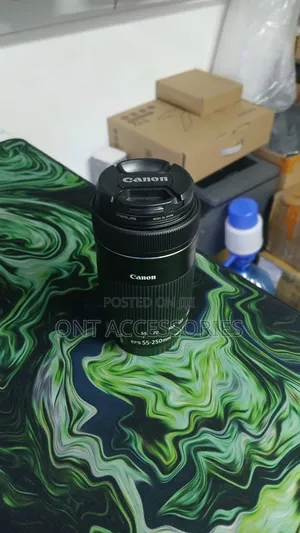 Telephoto Zoom Lens (Exclusively for Canon Aps-C Crop-Sensor Dslrs)