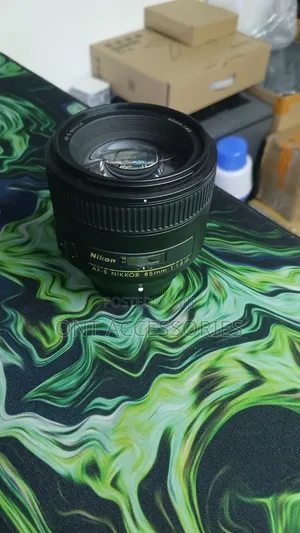 Telephoto Prime Lens