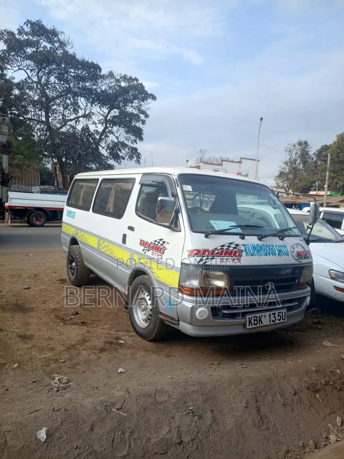 Toyota HiAce 2007 White