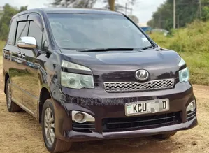 Toyota Voxy 2010 Purple
