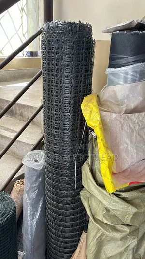 High Quality Protective Fence Net Plastic Mesh -1.5m By 25m
