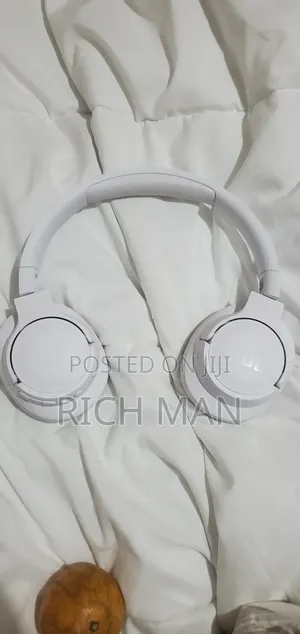 JBL Tune 770nc Bluetooth Headphones