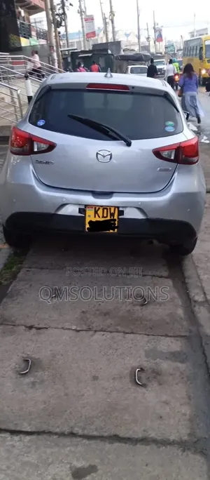 Mazda Demio 2018 Silver
