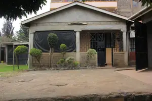 3bdrm Bungalow in Kimbo for sale